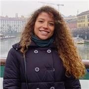 Laureata in mediazione linguistica offre lezioni di inglese divertendosi